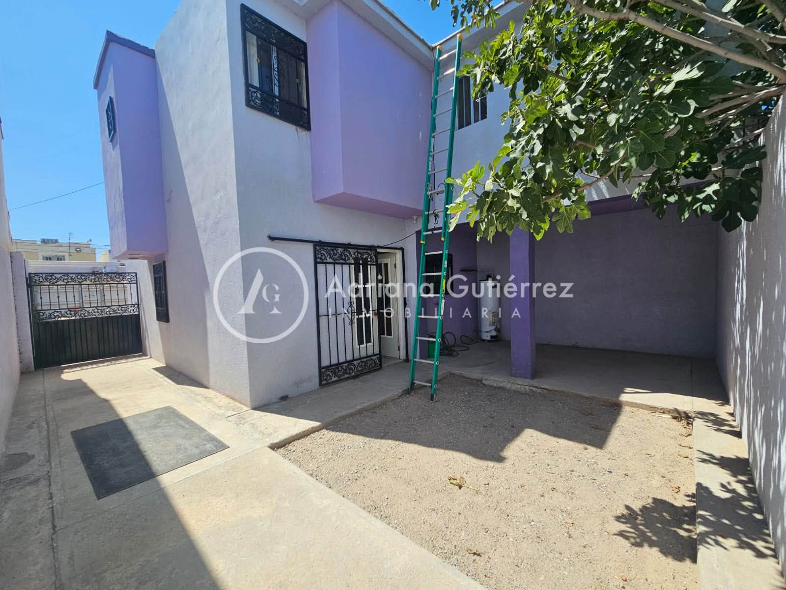 CASA EN RENTA VALLE DEL SOL II